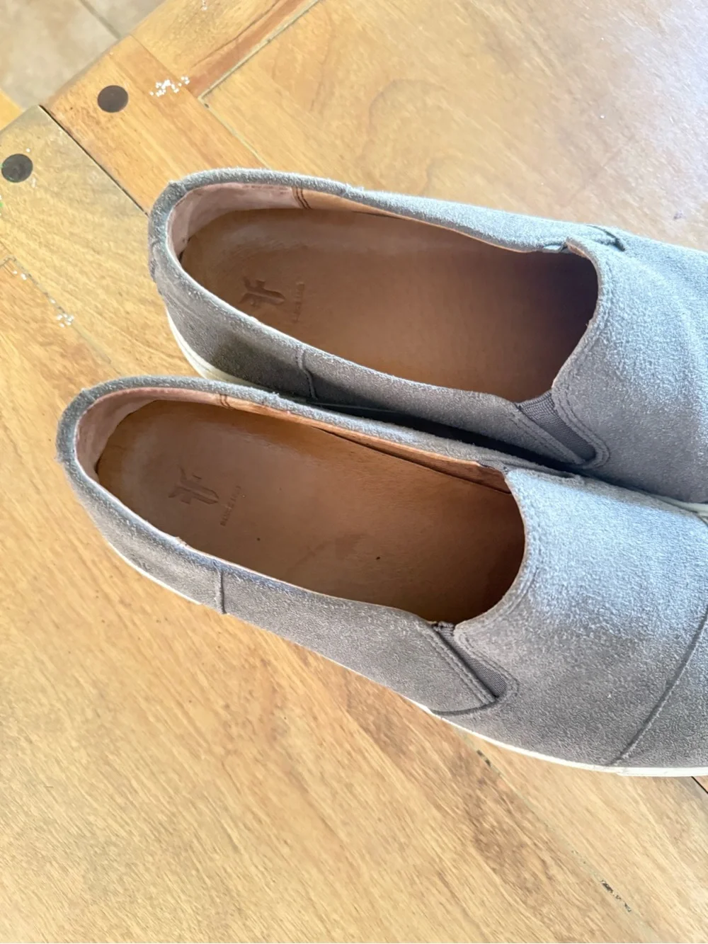 Frye Gemma Cap Slip On Suede Shoes Loafers Women’s Size 10 Grey Brown